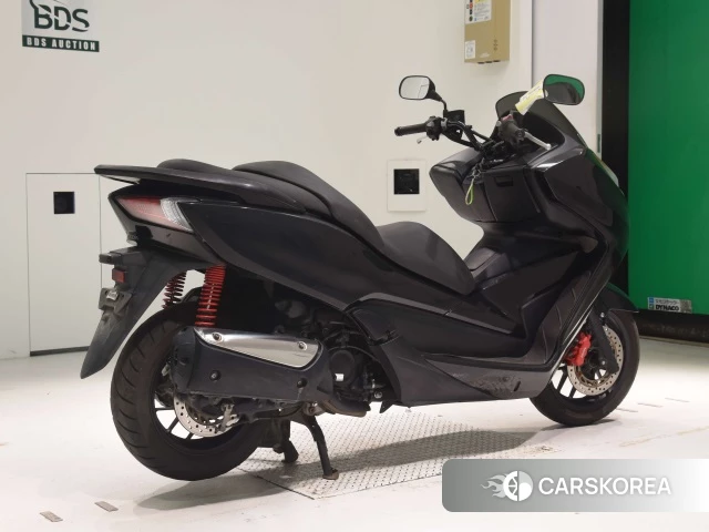 Проданный Honda FORZA 2013 из Японии