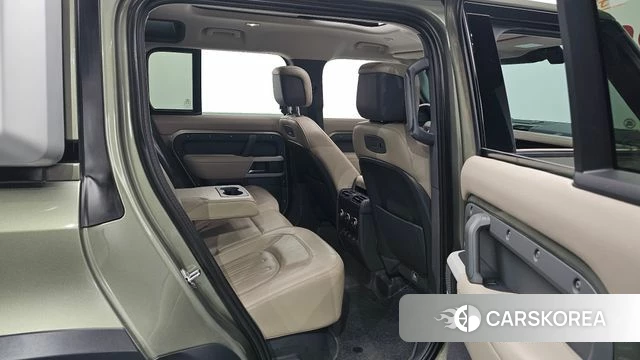 Land Rover Defender (L663) id 4507246 из Кореи 18