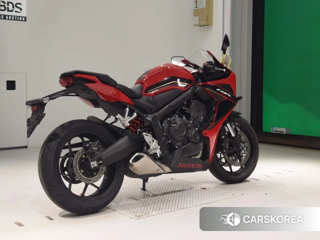 Проданный Honda CBR650R 2023 из Японии, фото 2