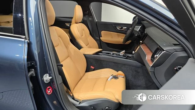 Volvo V60 Cross-Country 2nd Generation id 4480654 из Кореи 18