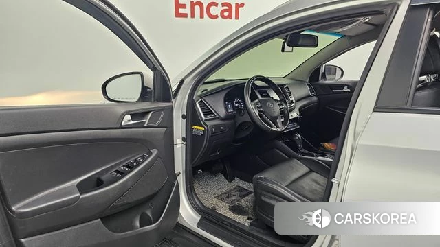 Hyundai All New Tucson id 4339833 из Кореи 18