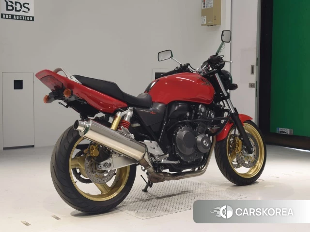 Проданный Honda CB400SF 2015 из Японии, фото 2