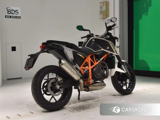Проданный KTM 690 DUKE 2014 из Японии, фото 2