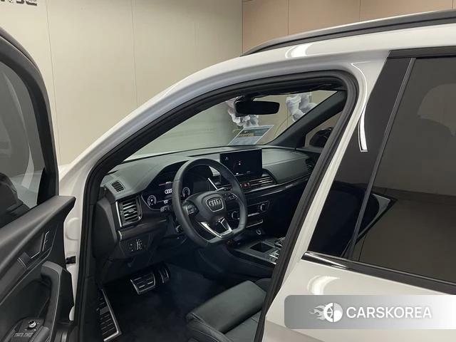 Audi Q5L id 4253080 из Китая 16