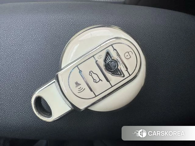 MINI Unknown id 3908814 из Китая 18
