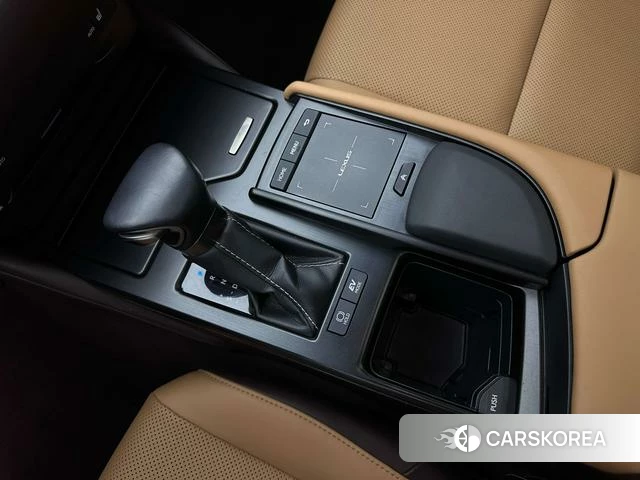 Lexus ES id 4291492 из Китая 18