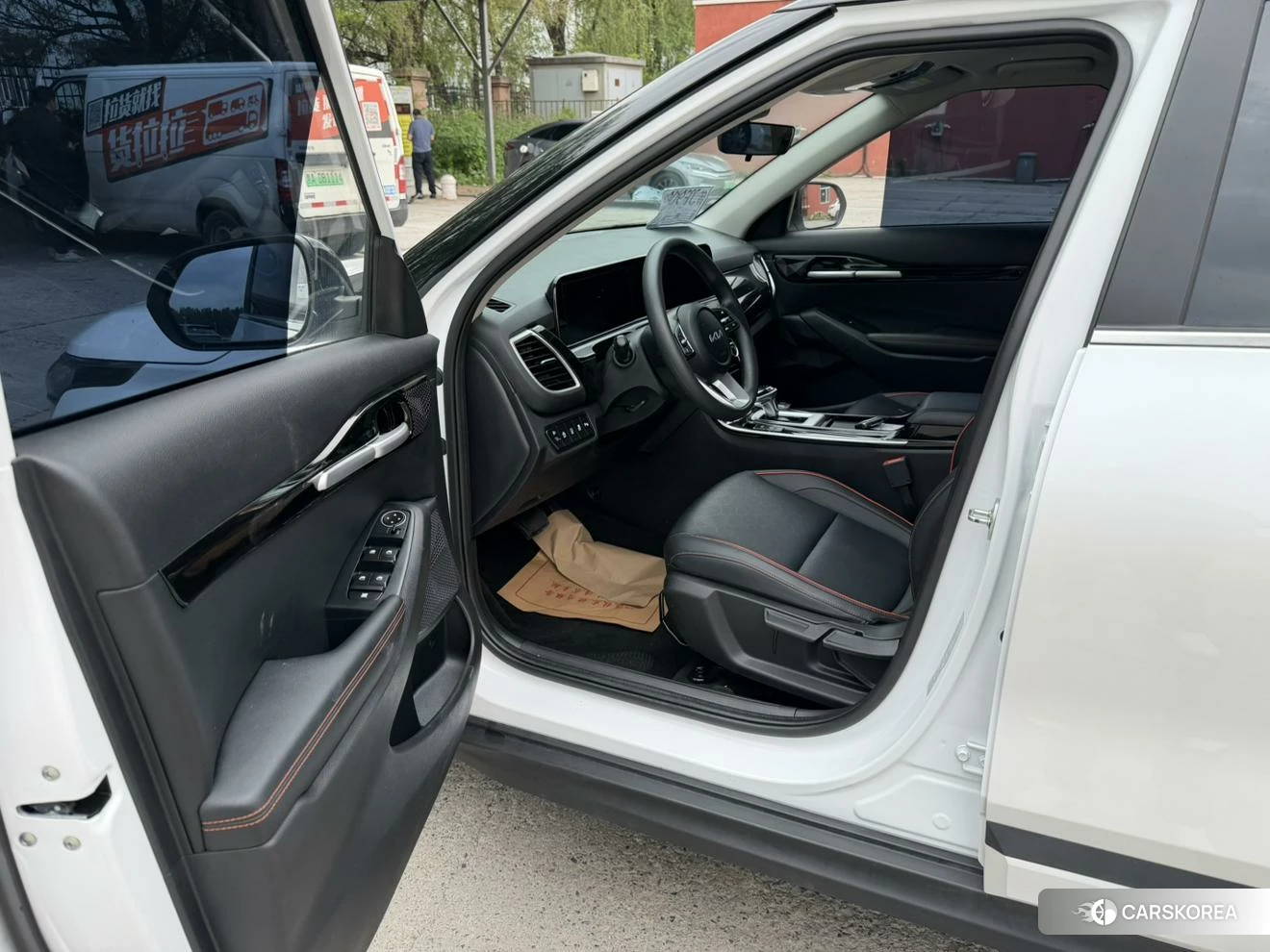 Kia Setus id 4454342 из Китая 18