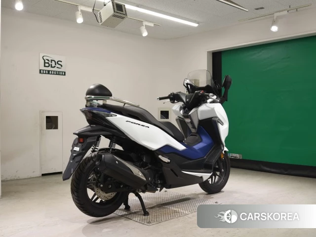 Проданный Honda FORZA 2018 из Японии, фото 2