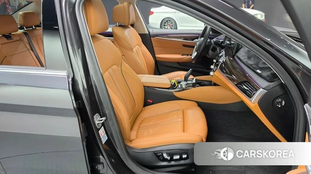 BMW 5 Series (G30) id 4899758 из Кореи 18