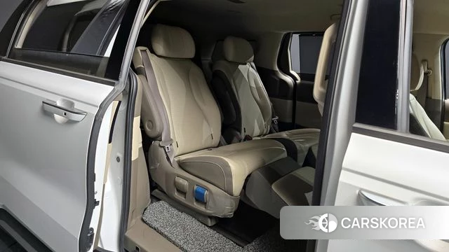 Kia Carnival 4th generation id 4324354 из Кореи 18