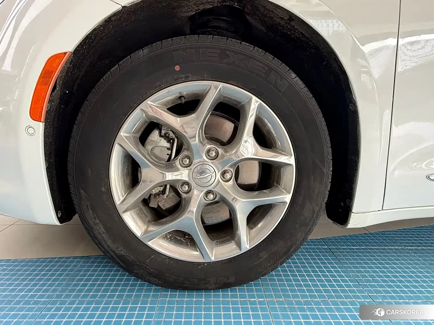 Chrysler Dajialong (imported) id 4545646 из Китая 18