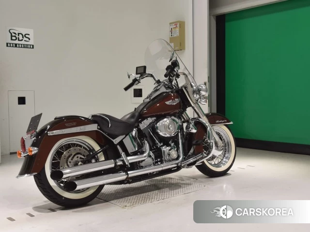 Проданный Harley-Davidson Softail Deluxe FLSTN1580 2011 из Японии, фото 2