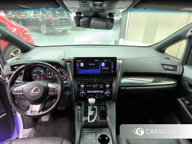 Lexus LM id 4291449 из Китая 18