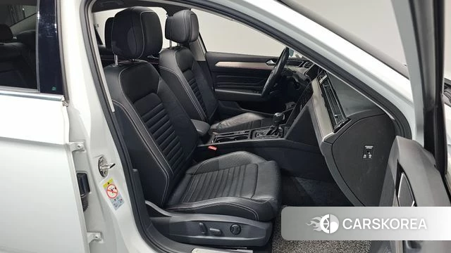 Volkswagen Passat GT (B8) id 4697169 из Кореи 18