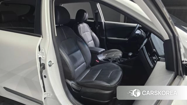 Kia The New Niro id 4383698 из Кореи 18