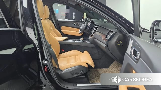 Volvo XC60 second Generation id 4481698 из Кореи 18