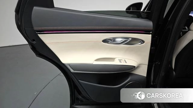 Genesis GV70 id 4743791 из Кореи 18