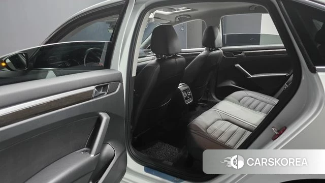 Volkswagen The New Passat id 4465530 из Кореи 18