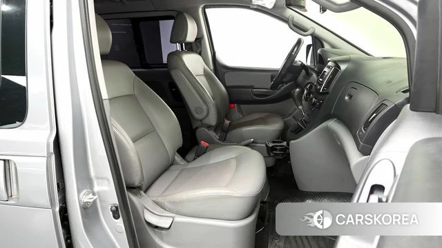 Hyundai The New Grand Starex id 4435216 из Кореи 18
