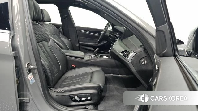 BMW 5 Series (G30) id 4377170 из Кореи 18
