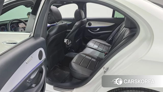 Mercedes-Benz E-Class W213 id 4196072 из Кореи 18