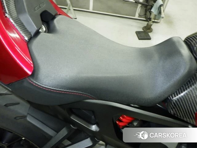 Honda CB1000R id 3949803 из Японии 18