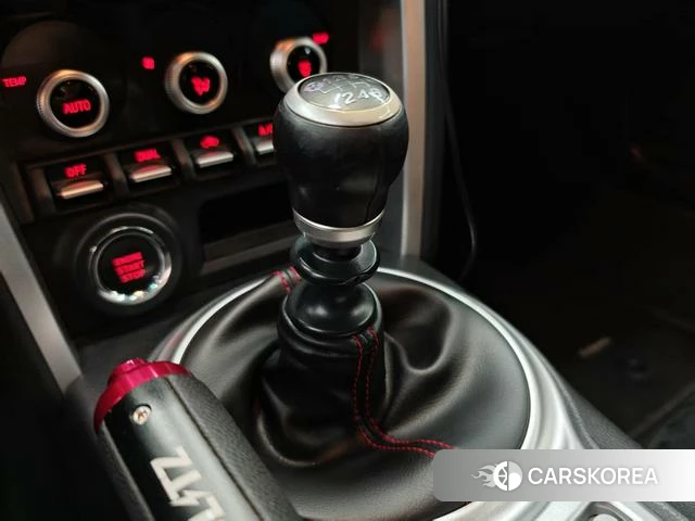 Subaru BRZ id 4208503 из Китая 18