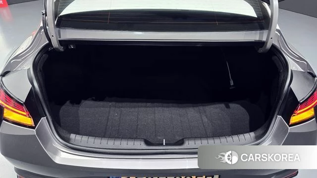 Hyundai Avante Hybrid (CN7) id 4224469 из Кореи 18