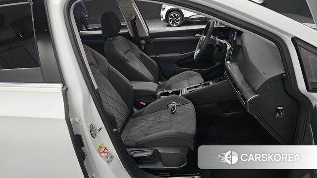 Volkswagen Golf 8th Generation id 4201902 из Кореи 18