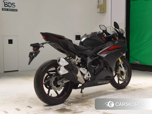 Проданный Honda CBR250RR 2017 из Японии, фото 2