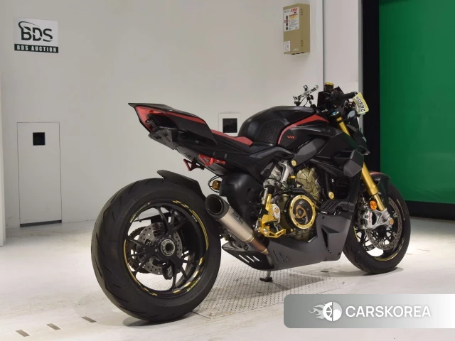 Проданный Ducati STREETFIGHTER V4 S 2021 из Японии, фото 2