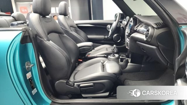 Mini Cooper Convertible id 4268484 из Кореи 18