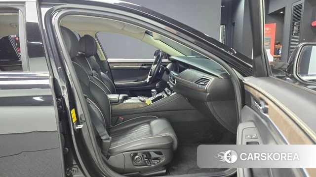 Genesis G90 id 4703301 из Кореи 18