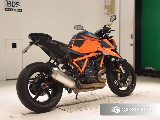 Проданный KTM 1290 SUPER DUKE R 2021 из Японии