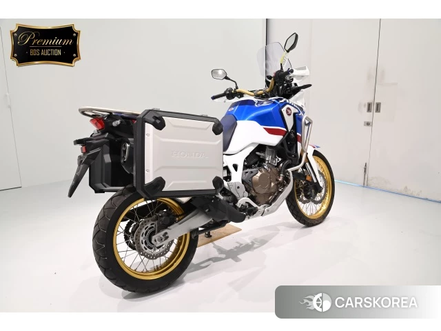 Проданный Honda CRF1000L AFRICA TWIN 2019 из Японии, фото 2
