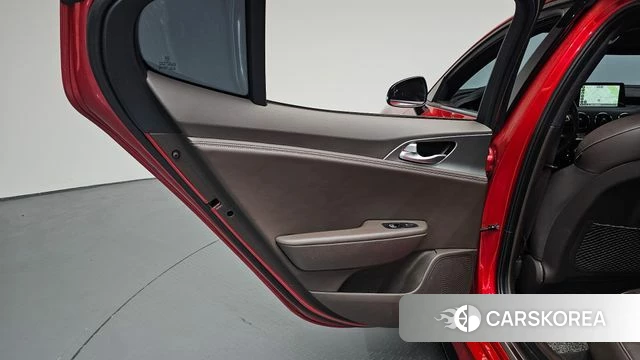 Kia Stinger id 4520612 из Кореи 18