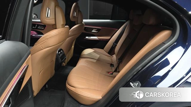 Mercedes-Benz E-Class W214 id 4468623 из Кореи 18