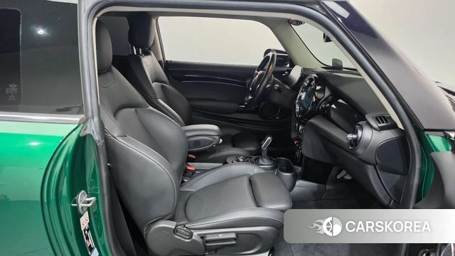 Mini Cooper S id 4740791 из Кореи 18