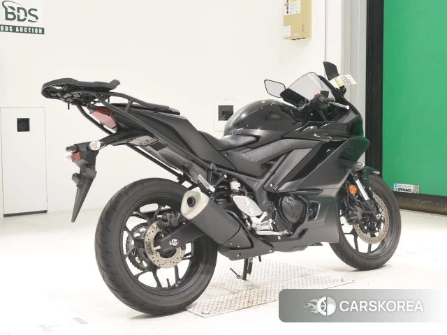 Проданный Yamaha YZF-R3 2023 из Японии