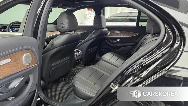 Mercedes-Benz E-Class W213 id 4603767 из Кореи 18