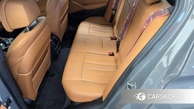 BMW 5 Series (G30) id 4936284 из Кореи 18