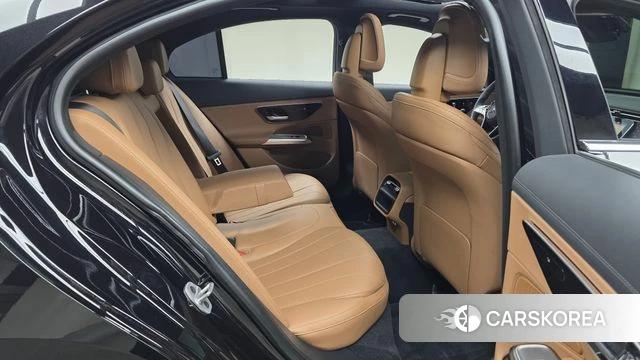 Mercedes-Benz E-Class W214 id 4560264 из Кореи 18