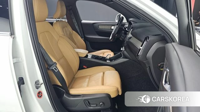 Volvo XC40 id 4535900 из Кореи 18