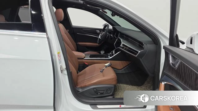 Audi A6 (C8) id 4388455 из Кореи 18