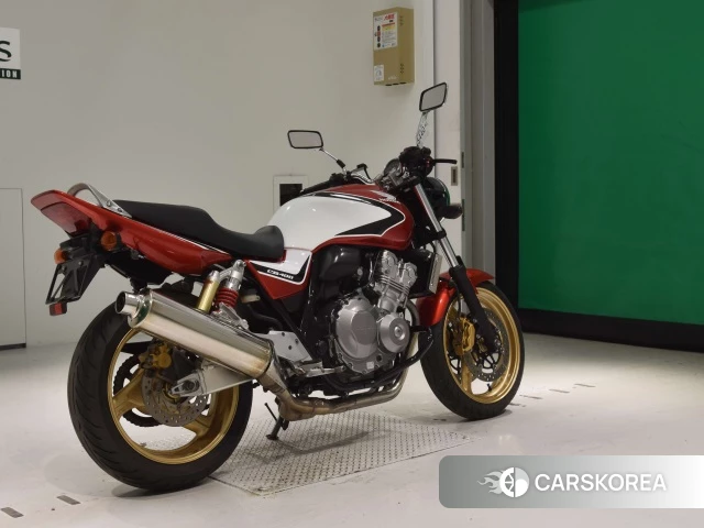 Проданный Honda CB400SF 2015 из Японии, фото 2