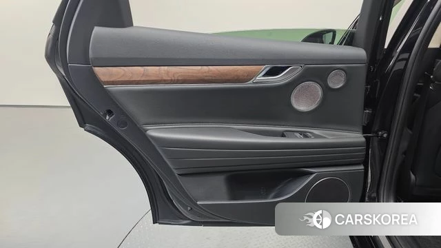 Genesis Electrified G80 (RG3) id 4740680 из Кореи 18
