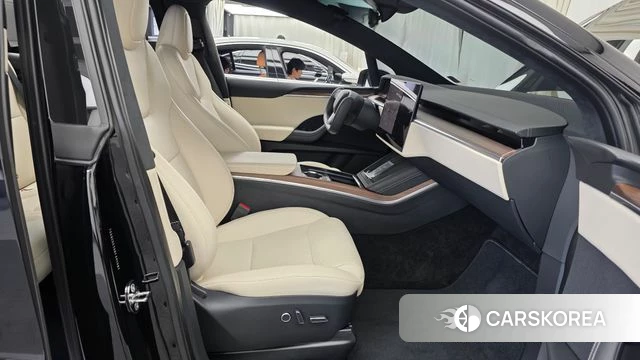Tesla Model X id 4762575 из Кореи 18