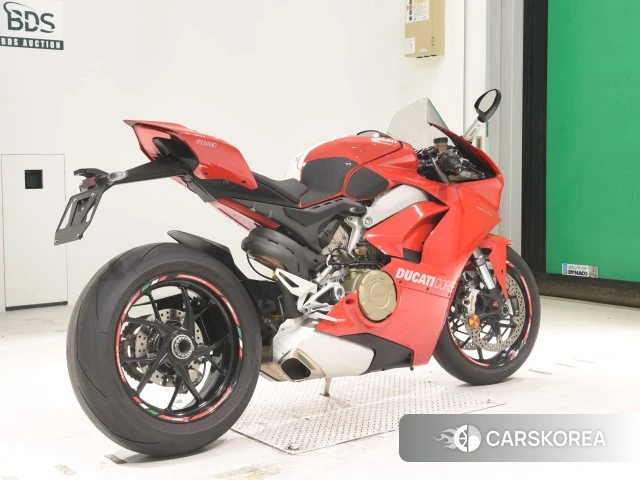 Проданный Ducati PANIGALE V4 2018 из Японии