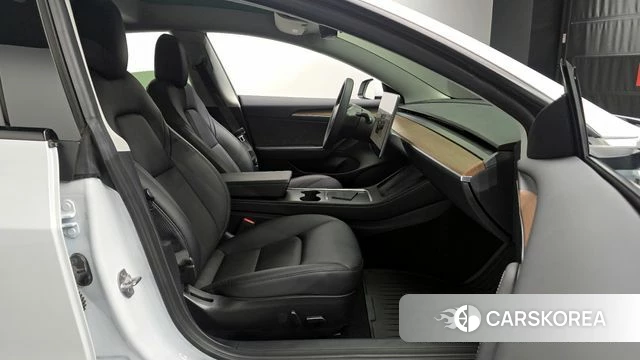 Tesla Model 3 id 4303101 из Кореи 18