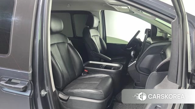 Hyundai Staria id 4201758 из Кореи 18